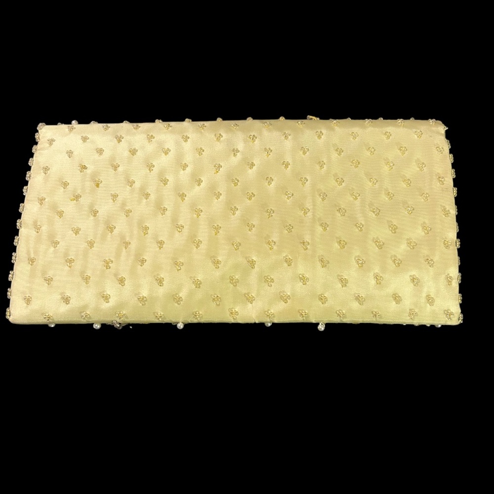 𝗩𝗶𝗻𝘁𝗮𝗴𝗲 𝗛𝗮𝗻𝗱 𝗺𝗮𝗱𝗲 𝗲𝘃𝗲𝗻𝗶𝗻𝗴 𝗽𝘂𝗿𝘀𝗲 - Picture 2 of 8